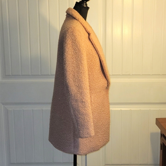 Single Button Winter Jacket - Picture 4 of 9